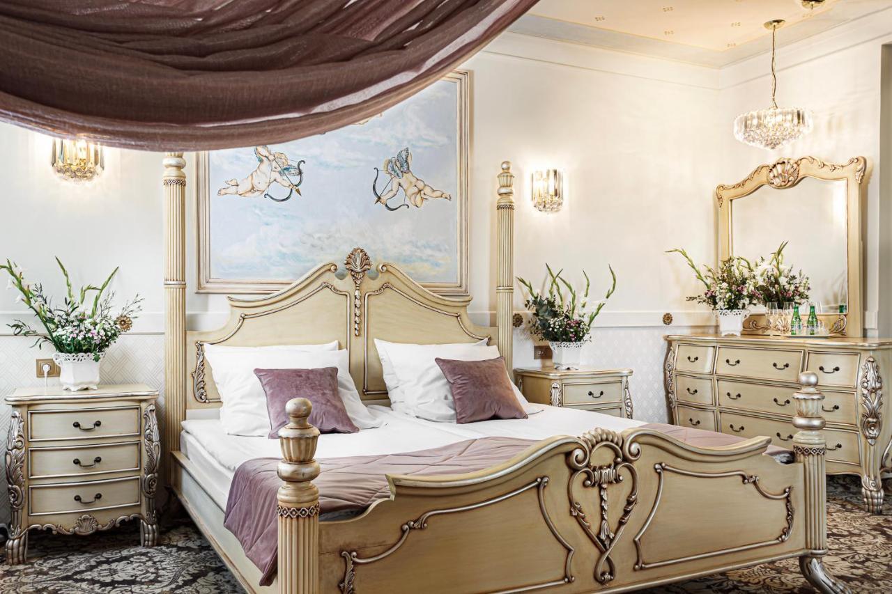 Dwor Prezydencki Boutique Hotel & Spa Zglobice Exterior photo