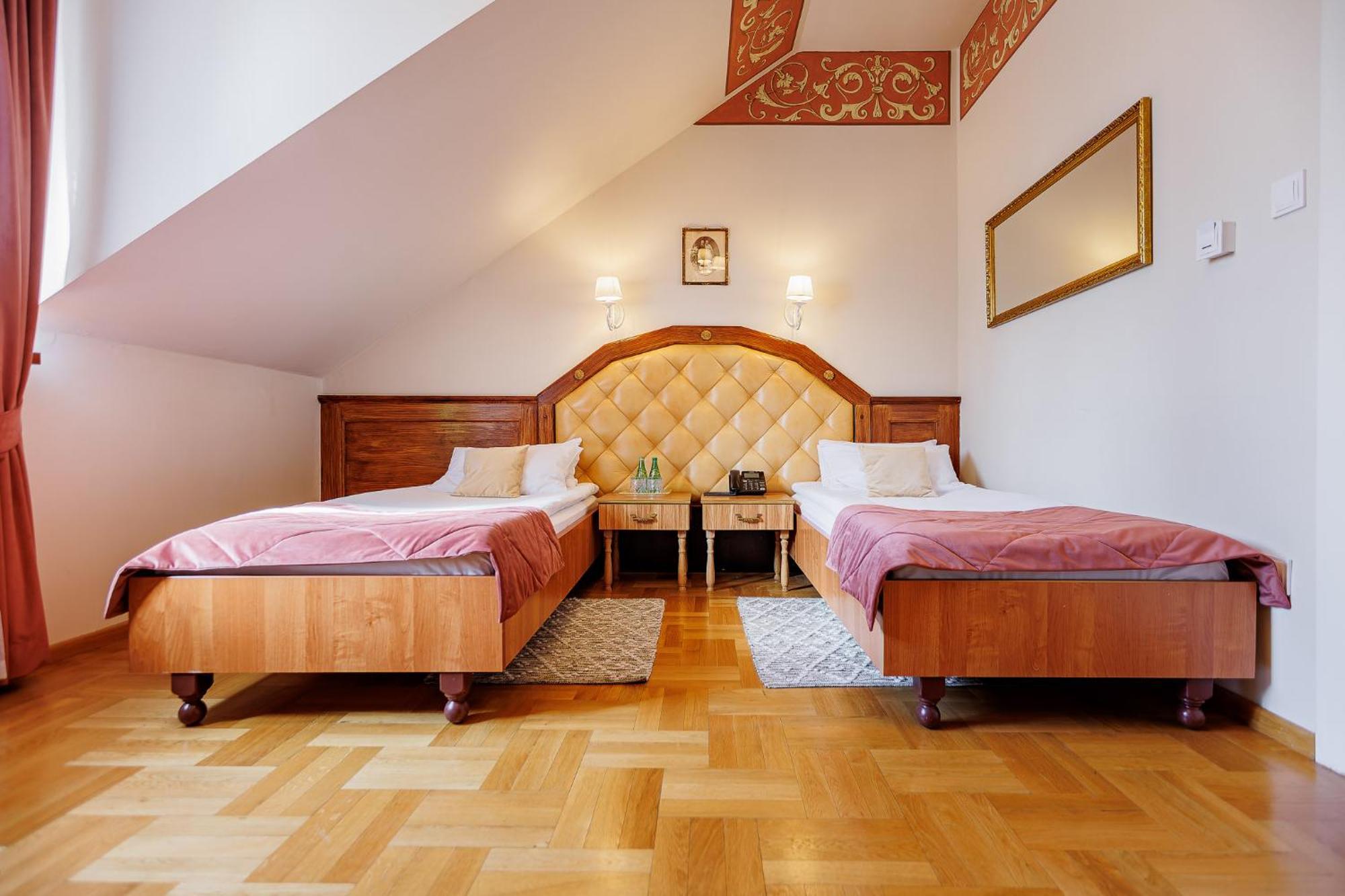 Dwor Prezydencki Boutique Hotel & Spa Zglobice Exterior photo