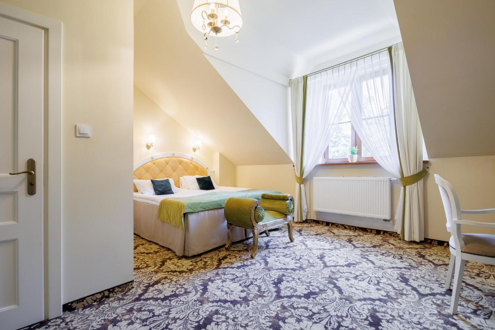 Dwor Prezydencki Boutique Hotel & Spa Zglobice Exterior photo