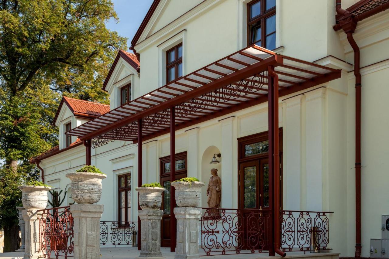 Dwor Prezydencki Boutique Hotel & Spa Zglobice Exterior photo